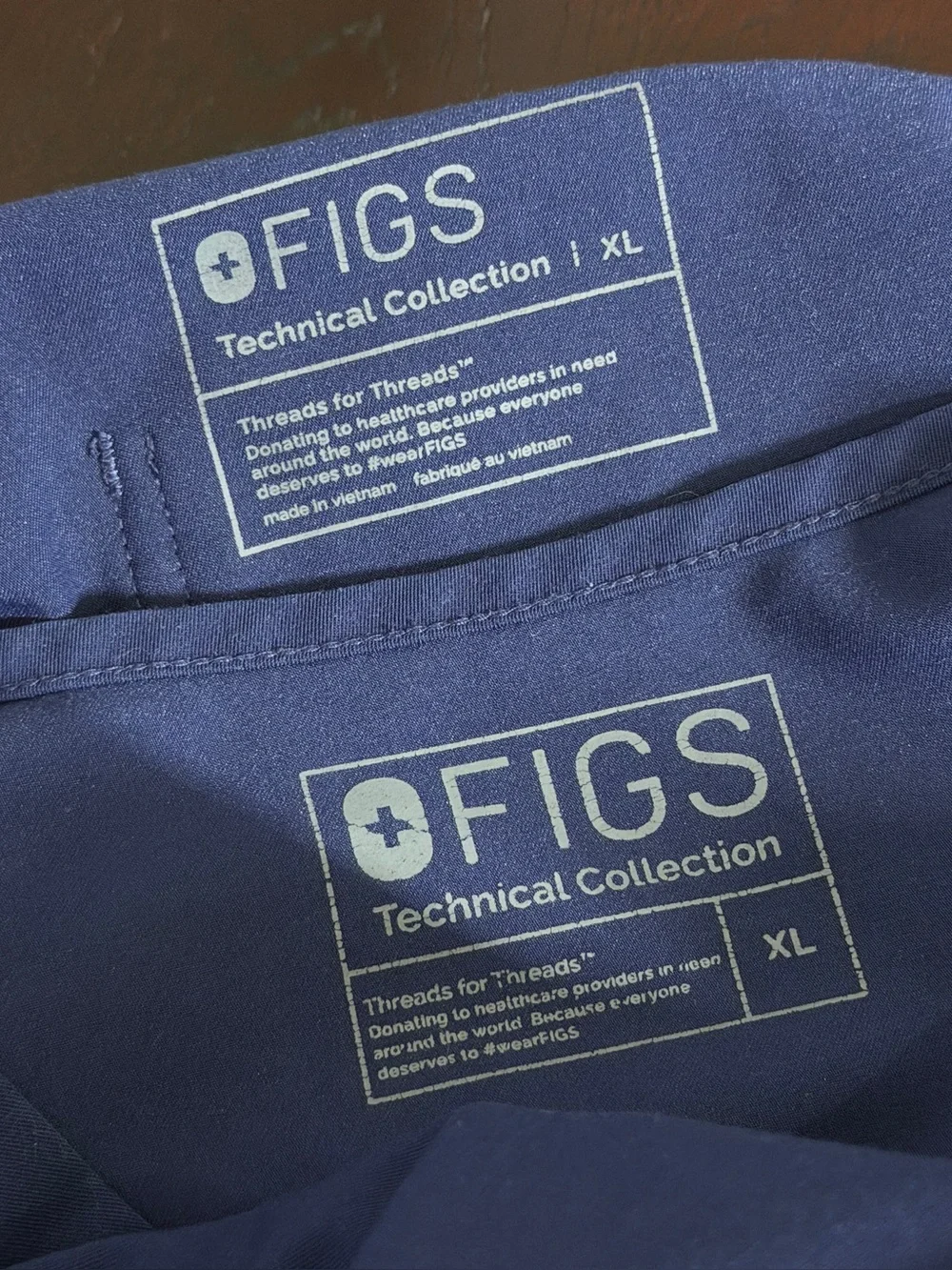 Figs XL Navy Blue Chisec Top and Cairo Pant Men's Scrub Set